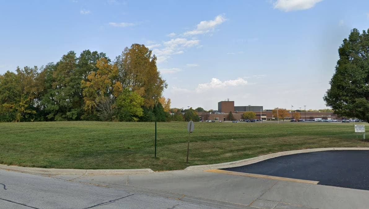 2850 Foxfield Rd (Foxfield & Kirk)